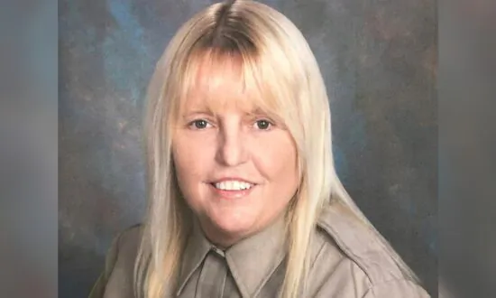 Alabama Prison Official Missing After Escorting Inmate