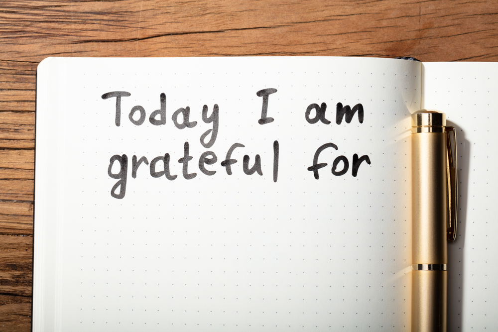The thing is, simple acts of gratitude don’t cost you much (especially once you get over the initial discomfort some people feel with thanking others). But they can make a huge difference. (ShutterStock)