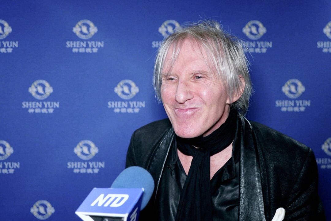 Jed Leiber at the Shen Yun Performing Arts performance at The Granada Theatre, Santa Barbara, on May 28, 2022. (NTD)