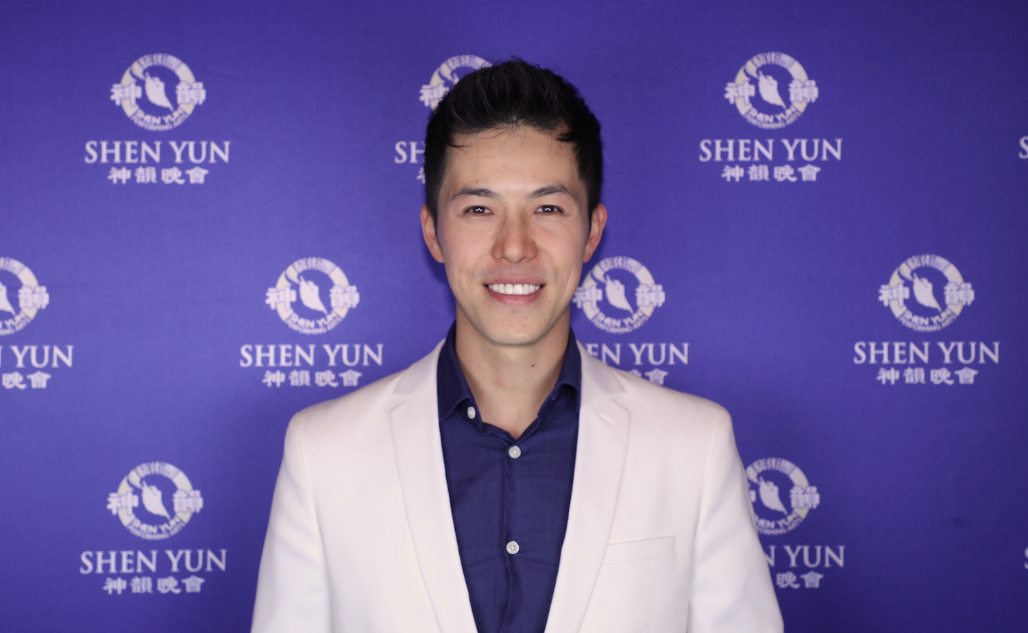 Award-Winning Actor Moved by Shen Yun's Depiction of Organ Harvesting in China - Vimarsana News