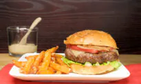 How to Cook Burgers on the Grill