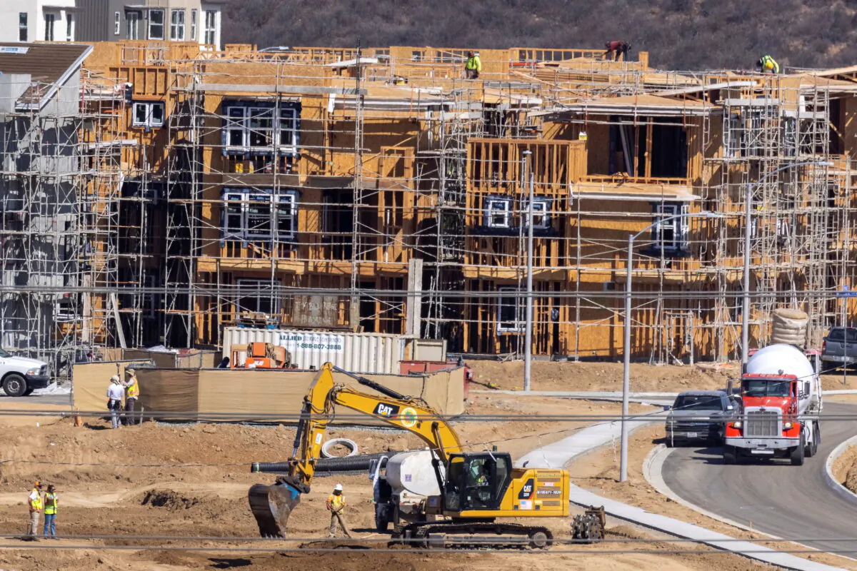 Construction continues on a large multi-unit housing development in San Diego, on Sept. 20, 2021. (Mike Blake/Reuters)