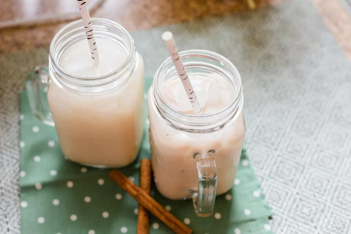 At home horchata. (© Zoe1416 | Dreamstime.com)