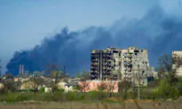 Russia: Dozens of Targets Hit Over 24 Hours; Pelosi Visits Ukraine and Poland | NTD News Today