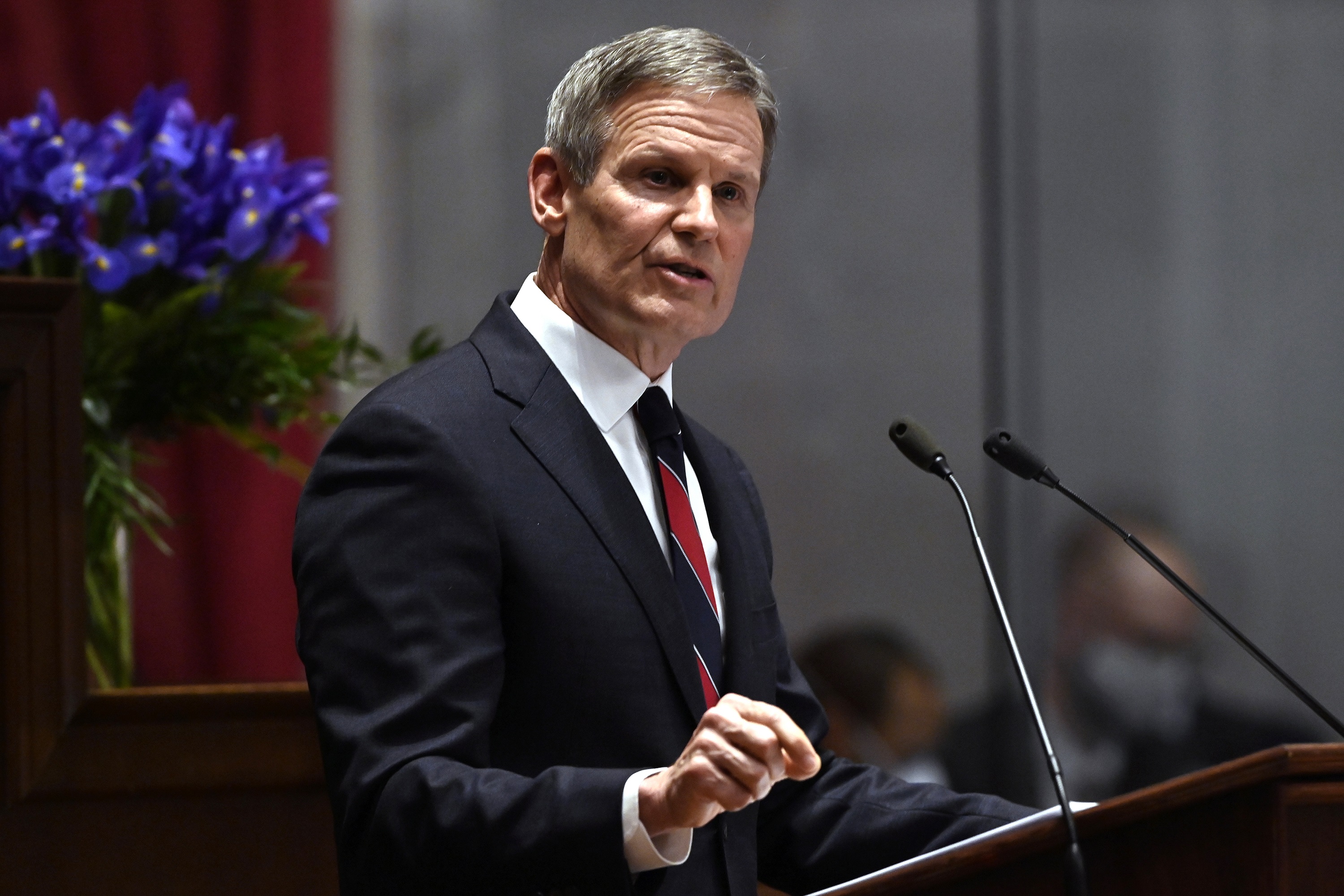 Tennessee Governor Increases School Security Budget After Nashville Shooting - Vimarsana News