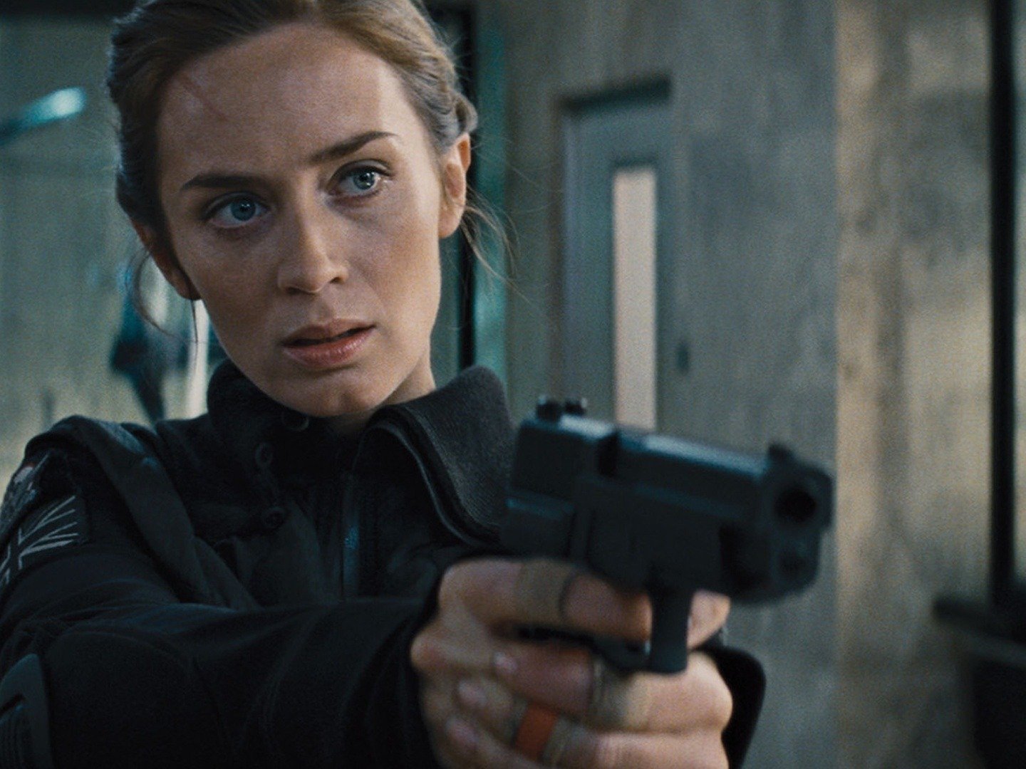 Rewind, Review, and Re-Rate: 'Edge of Tomorrow': A Roller Coaster Military Time Looper - Vimarsana News