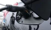 Trudeau Announces Deal for New Electric-Vehicle Battery Plant in Ontario