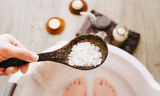 Top 9 Health Benefits of Epsom Salt
