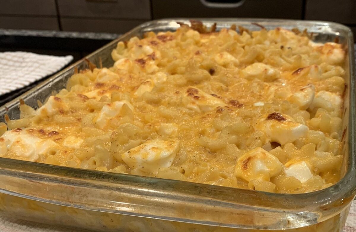 Cheese and macaroni pie. (Photo courtesy of Carolyn Menyes/The Daily Meal)
