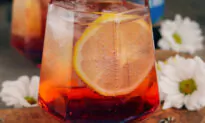 Blackberry and Lavender Spritzer Mocktail