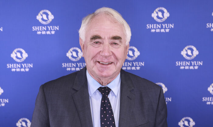 Mayor of Toowoomba Applauds Shen Yun: ‘We Are So Proud to Have You Here’