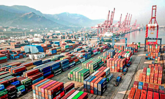 Ukraine War, China Lockdowns Expected to Worsen Supply Chain Problems