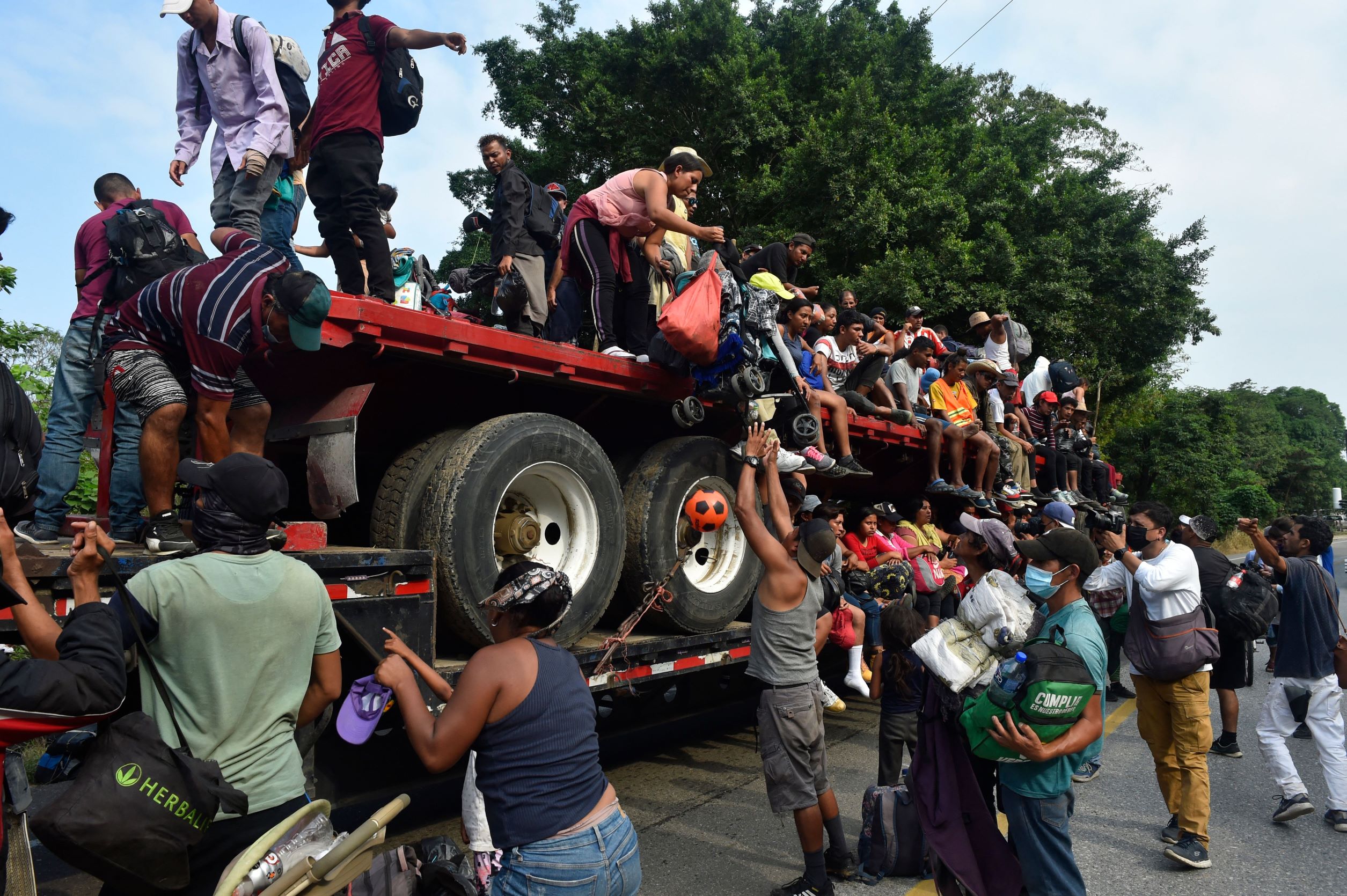 All the President's Border Policies That Have Illegals Heading North - Vimarsana News