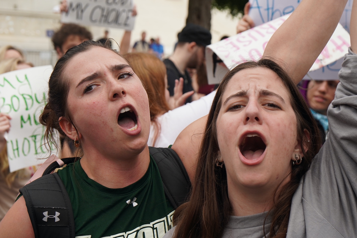 Pro-Life and Pro-Abortion Protesters Shout Outside the Supreme Court - Vimarsana News