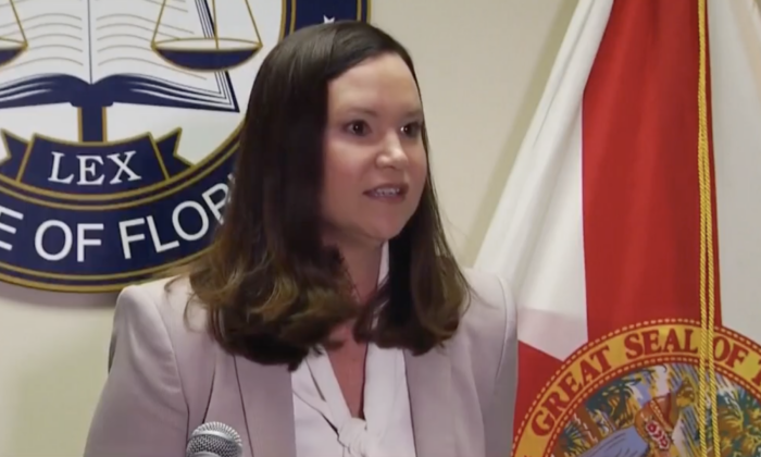 Florida Attorney General Ashley Moody holds a press conference in Tampa on May 5, 2022. (Screenshot/The Epoch Times)