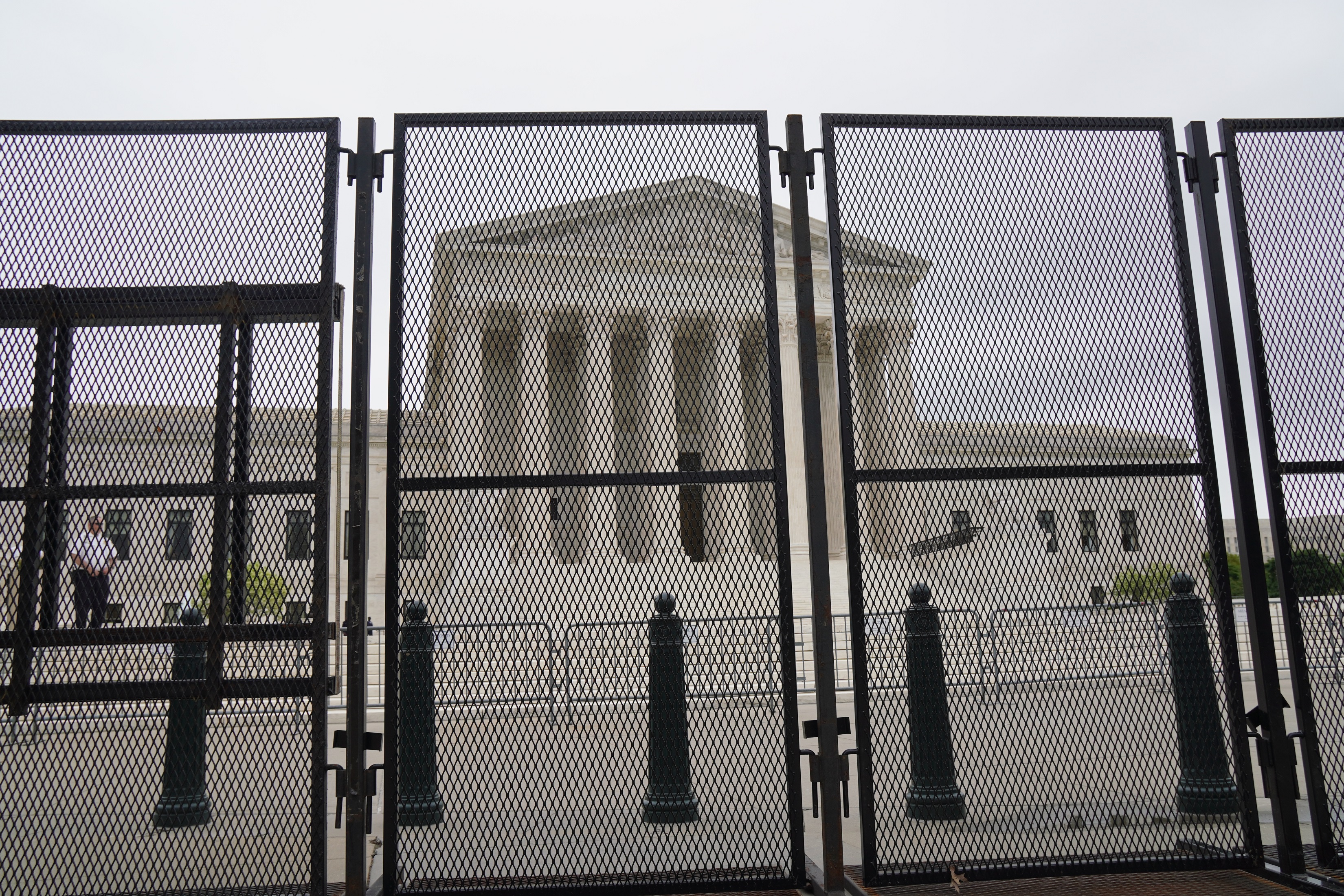 Capitol Report (May 5): Supreme Court Erects Fencing - Vimarsana News