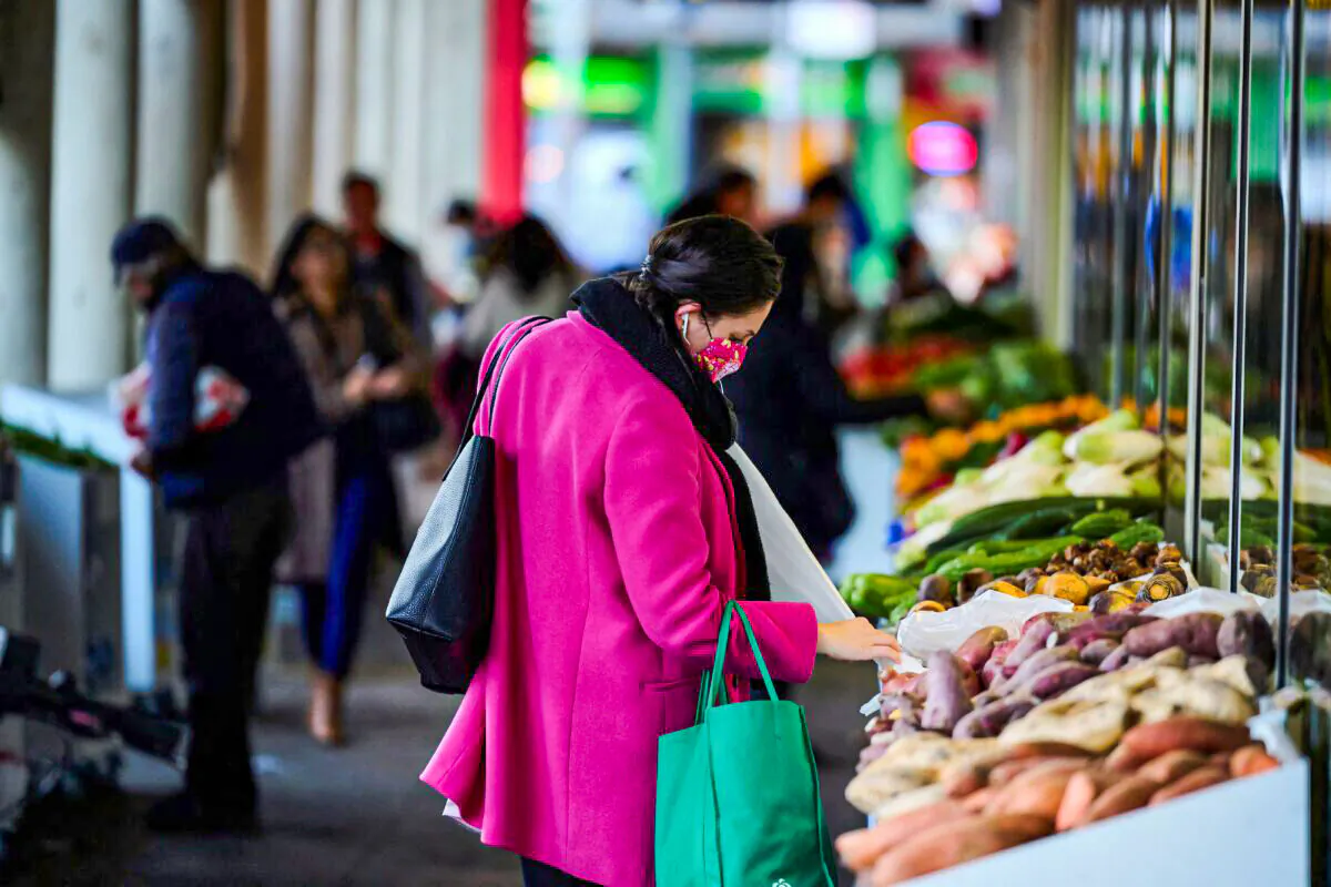 Residents shop at a supermarket in Canberra, Australia, on Aug. 12, 2021. (Rohan Thomson/AFP via Getty Images)