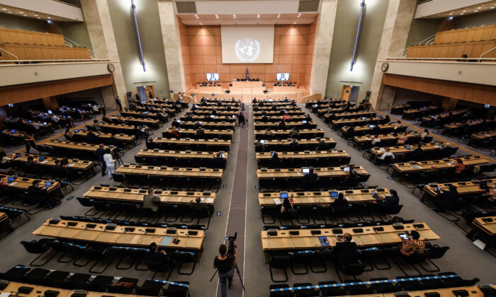 2020 年 6 月 30 日在日内瓦举行的联合国人权理事会第 44 届会议开幕式上的总体观点。（Fabrice Cofrini/AFP via Getty Images）