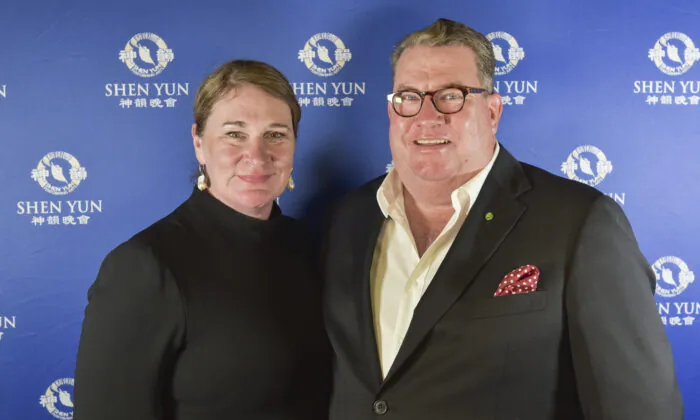 The Hon. Member of Parliament Scott Buchholz (R) with his wife attends Shen Yun Performing Arts at the Home of the Arts (HOTA) on the Gold Coast in Australia on May 6, 2022. (NTD)