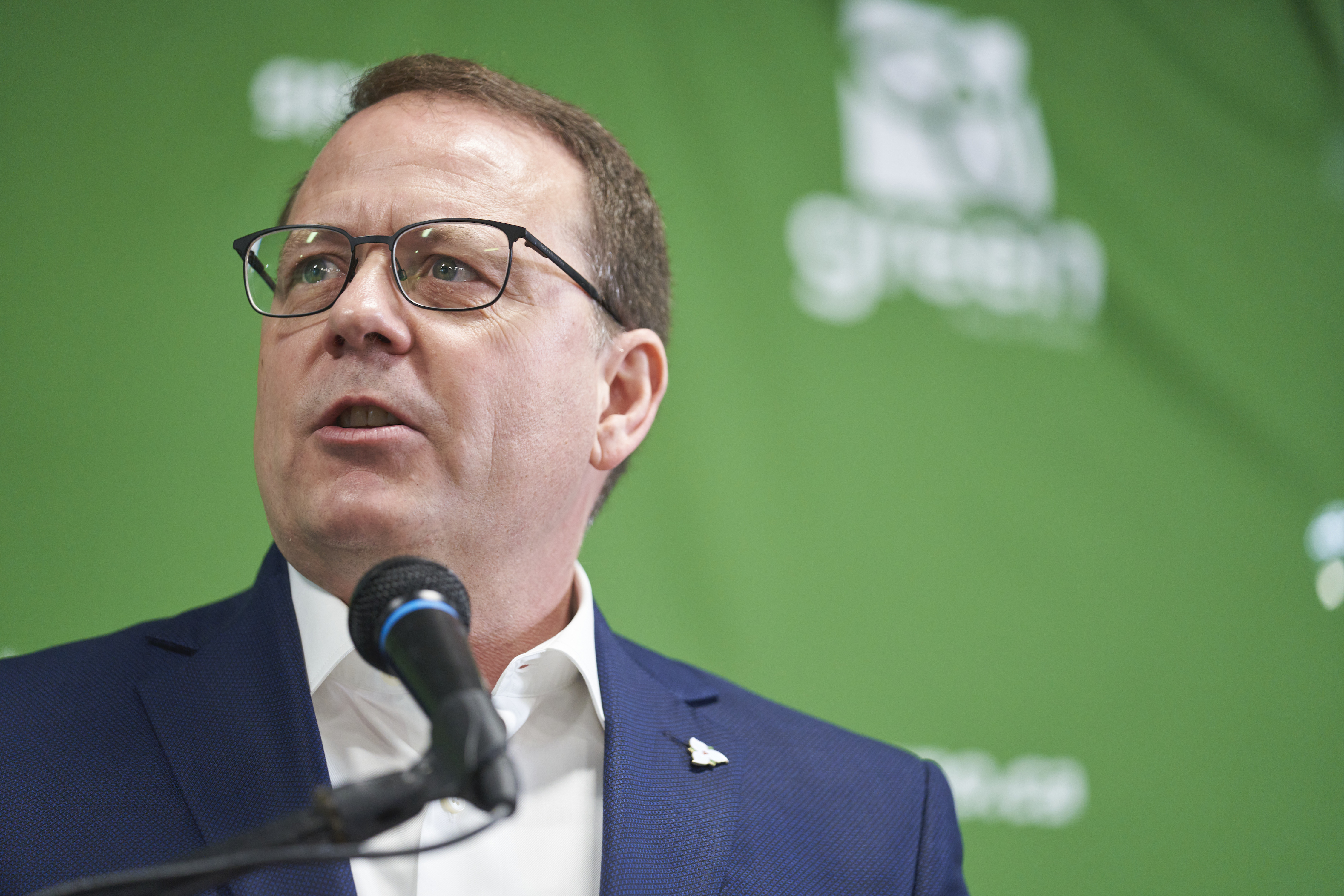 Ontario Green Party Leader Won't Cross to the Liberals After Brief Recruitment Attempts - Vimarsana News