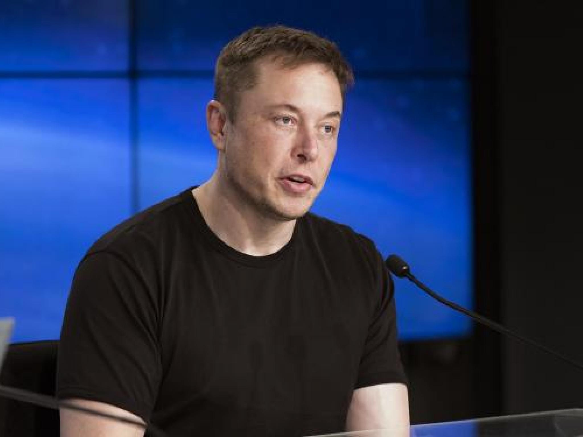 Here's What Warren Buffett Thinks About Tesla And Elon Musk - Vimarsana News