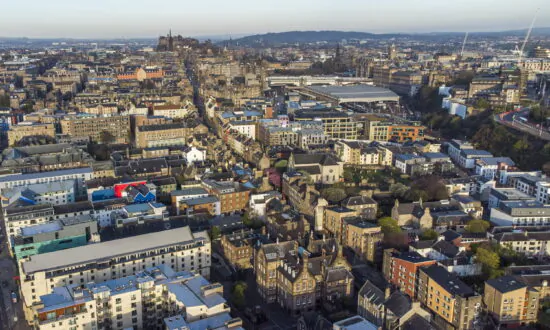 Four Scottish Cities Bring in Emission Zones in Effort to Tackle Air Quality