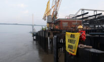 Greenpeace Blocks Arrival of Tanker Carrying Russian Diesel to UK Fuel Terminal