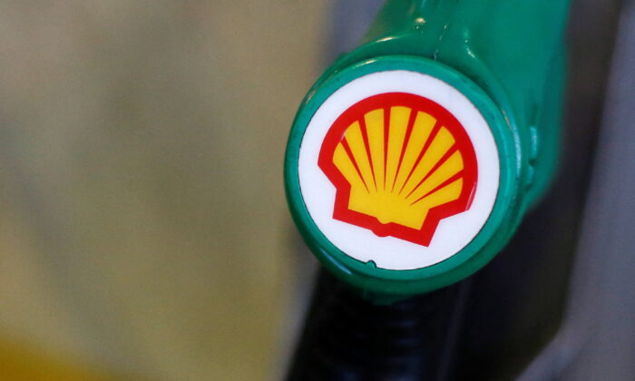 The Shell logo is seen on a pump at a Shell petrol station in London on Jan. 30, 2014. (Suzanne Plunkett/Reuters)