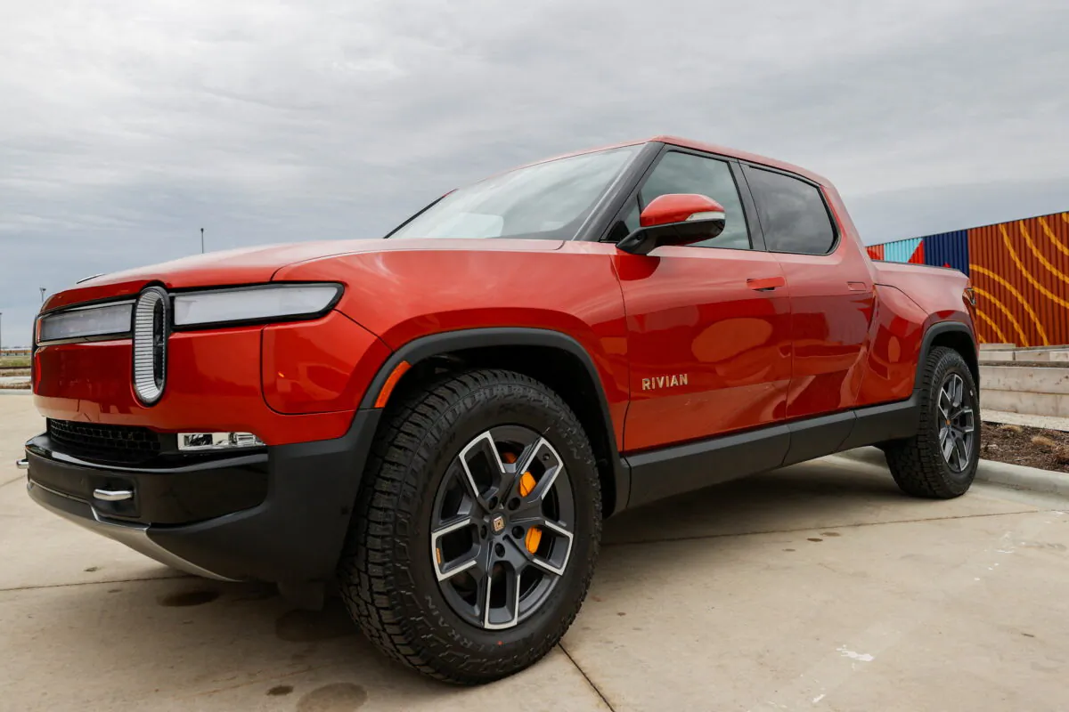 R1T outside startup Rivian Automotive's electric vehicle factory in Normal, Ill., on April 11, 2022. (Kamil Krzaczynski/Reuters)