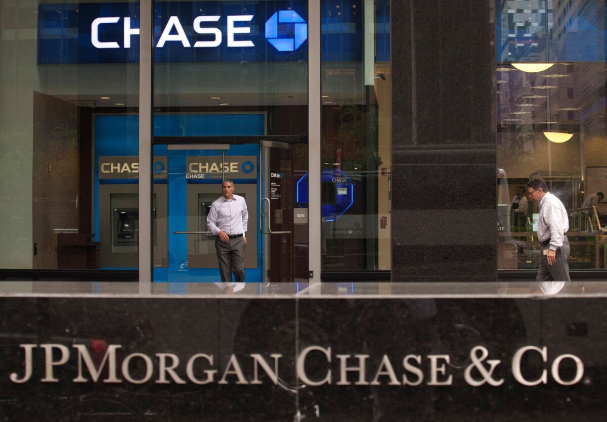JPMorgan Fined $4 Million for Deleting 47 Million Emails: SEC