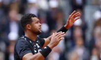 Tears Flow as Tsonga Retires After French Open Defeat
