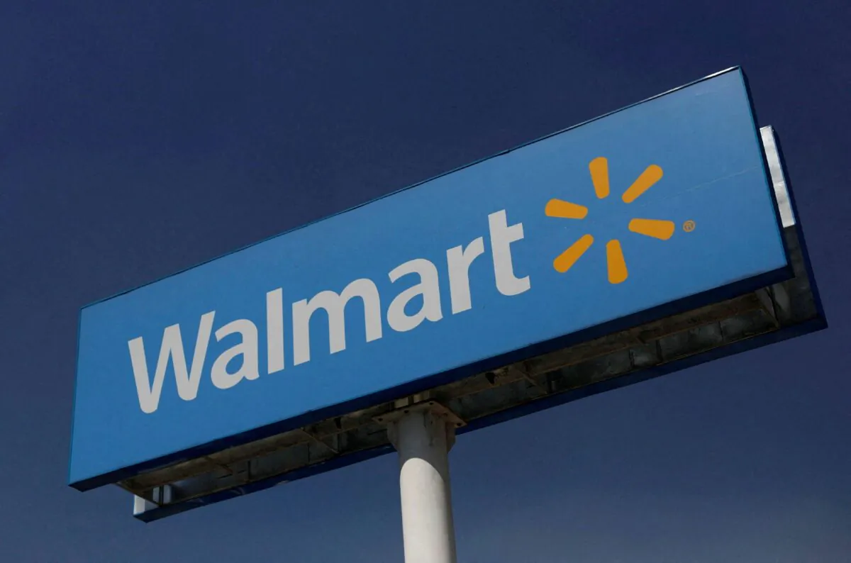 A Walmart sign at one of their stores in Mexico City on March 28, 2019. (Edgard Garrido/Reuters)