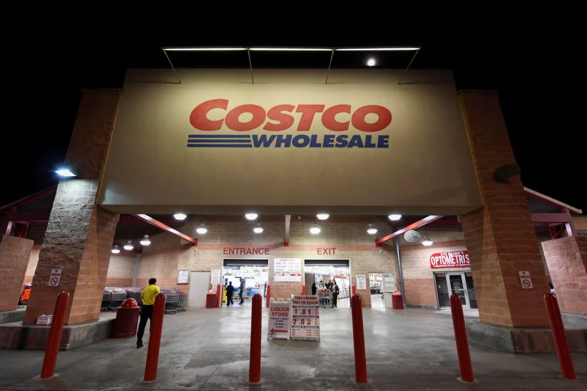 A Costco Wholesale retail club in Austin, Texas, on Dec. 12, 2016. (Mohammad Khursheed/Reuters)