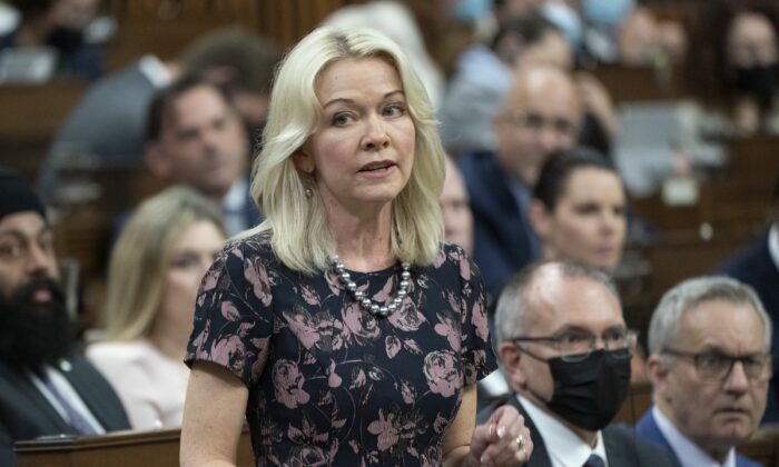 Interim Conservative leader Candice Bergen rises during Question Period, Wednesday, April 27, 2022 in Ottawa. (Adrian Wyld/The Canadian Press)