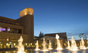 Musician Blown Away by Harmony Between Dance and Music in Shen Yun