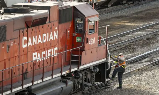 Train Containing Hazardous Materials Derails in Minnesota