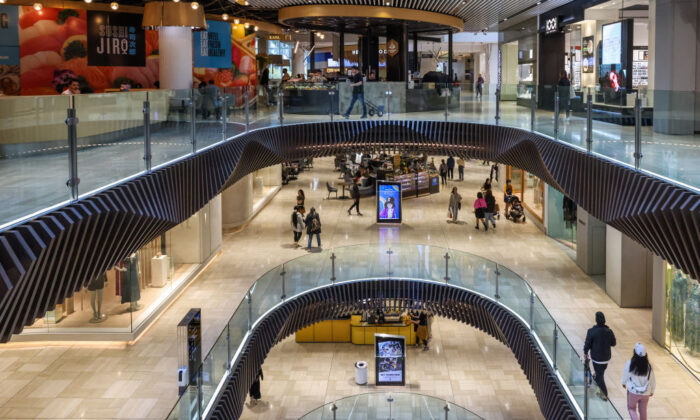 A general view of shoppers in a shopping mall in Melbourne, Australia, on May 3, 2022. (Asanka Ratnayake/Getty Images)