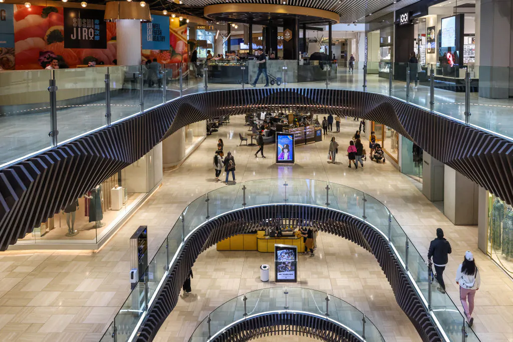 A general view of shoppers in a shopping mall in Melbourne, Australia, on May 3, 2022. (Asanka Ratnayake/Getty Images)
