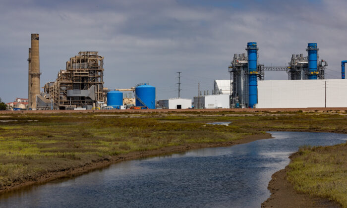 The Huntington Beach Energy Project located on the same property as the project site for the desalination plant in Huntington Beach, Calif., on Aug. 6, 2020. (John Fredricks/The Epoch Times)