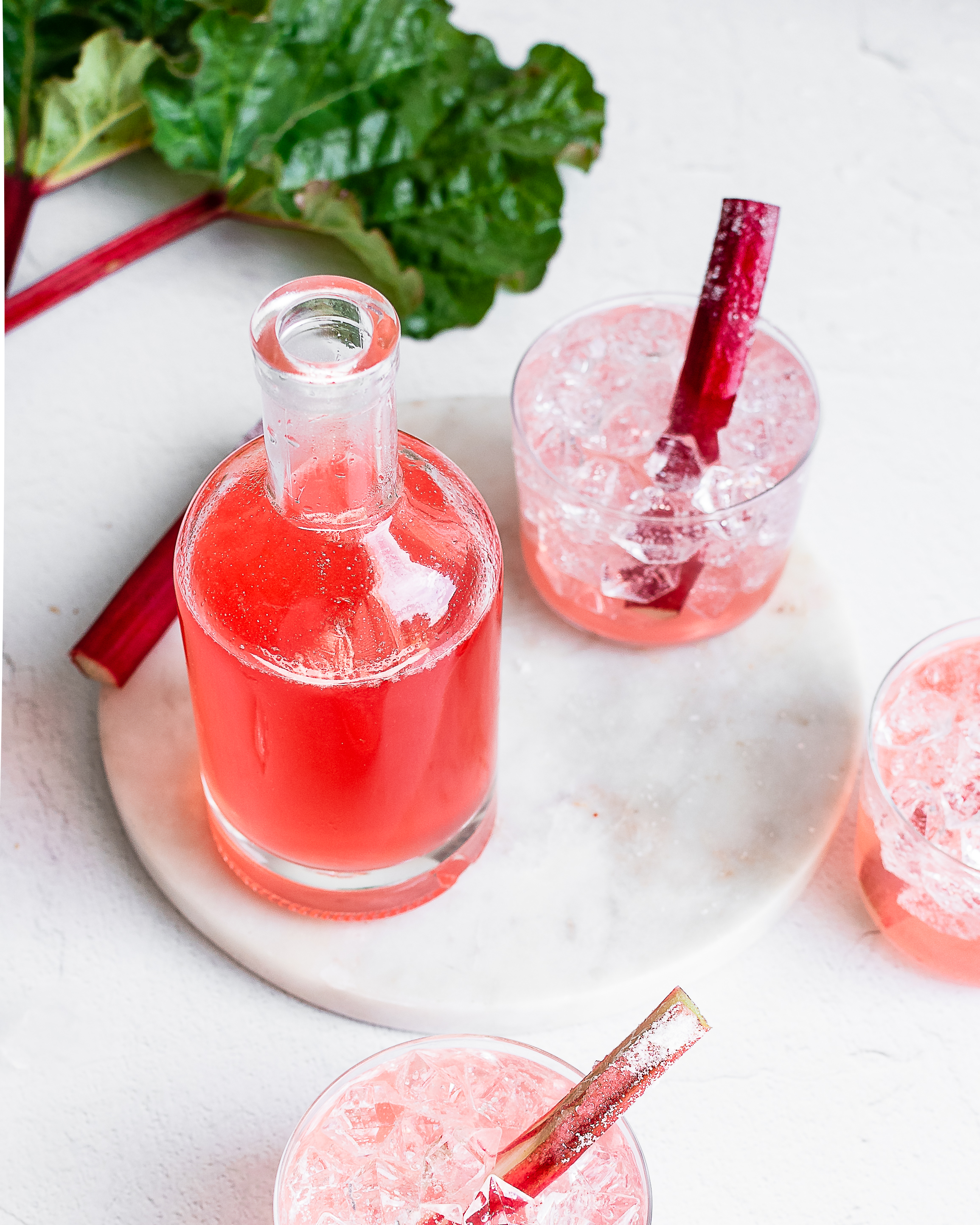 Pucker Up, Bottoms Up: Cómo convertir cualquier fruta en un arbusto para las bebidas caseras más refrescantes