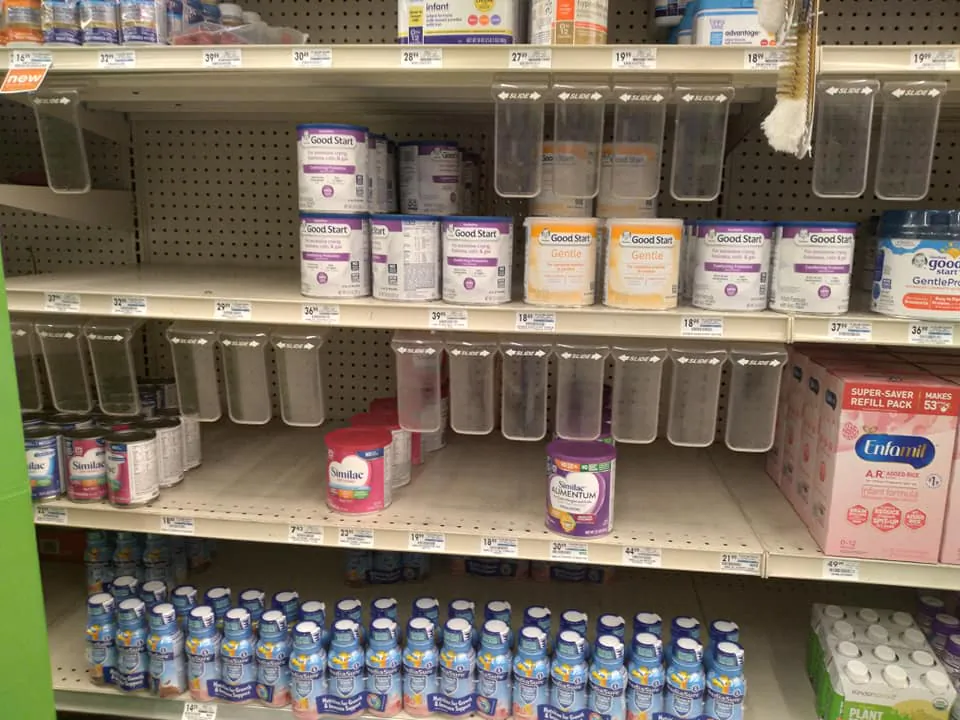 The shelves at a Marc's grocery store, which has started rationing cans of powdered baby formula, in the west Cleveland suburb of Lakewood, Ohio, on May 13, 2022. Customers are limited to three 12.5-ounce cans of Enfamil during the shortage that has been caused by a recall of other brands produced by Abbott Labs in Michigan. (Michael Sakal/The Epoch Times)