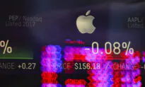 Apple to Hike Wages Amid Tight Labor Market, Inflationary Pressures