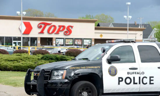 Buffalo 911 Dispatcher Fired After Hanging up on Tops Employee During Shooting