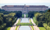 Architecture: The Largest Royal Palace in the World: Caserta, in Italy
