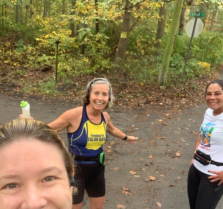 Grandmother and retired psychotherapist Jeanne Mitchell (center), works out with new friends Jess Wargo (left) and Epie Mojica (right). She met them after she decided to enter her first triathlon at the age of 67. (Jeanne Mitchell)