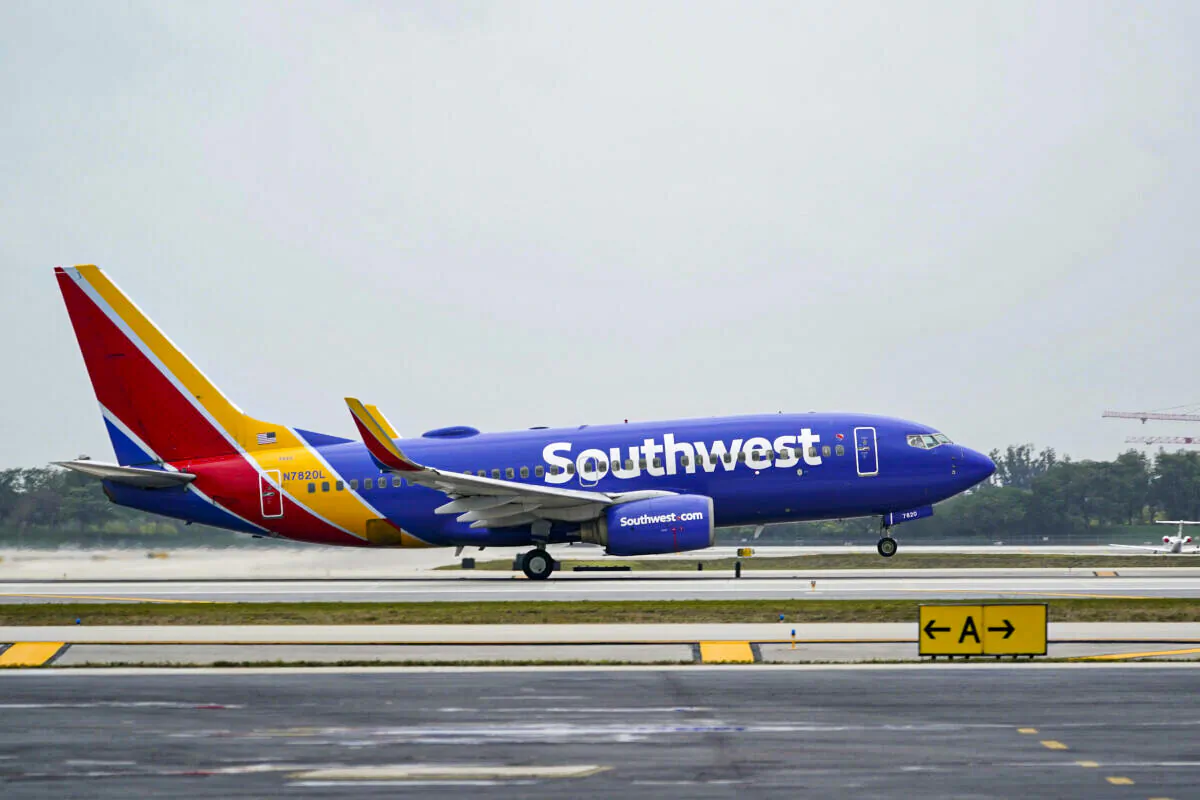 A Southwest Airlines Boeing 737 passenger plane takes off from Fort Lauderdale-Hollywood International Airport in Florida, on April 20, 2021. (Wilfredo Lee/AP Photo)