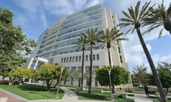 Encino Man Gets 9 Years for Defrauding Investors of Millions in Ponzi Scheme