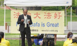 Software Engineer Shares Life-Changing Experience From Practicing Falun Dafa 