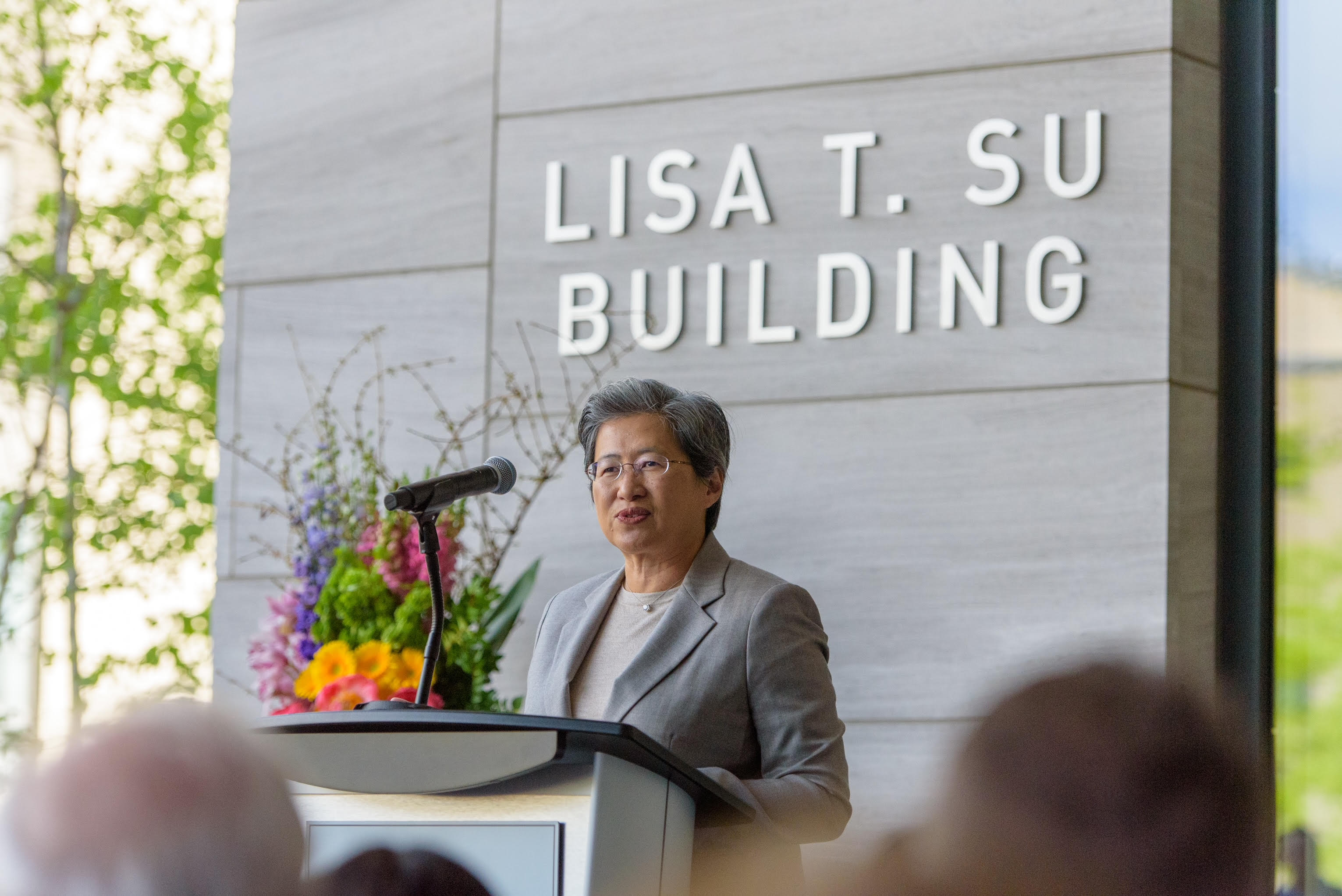 MIT Names Its Nano Research Building in Honor of Taiwanese American Entrepreneur Lisa Su - Vimarsana News