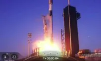 SpaceX Launches 53 Satellites Into Orbit